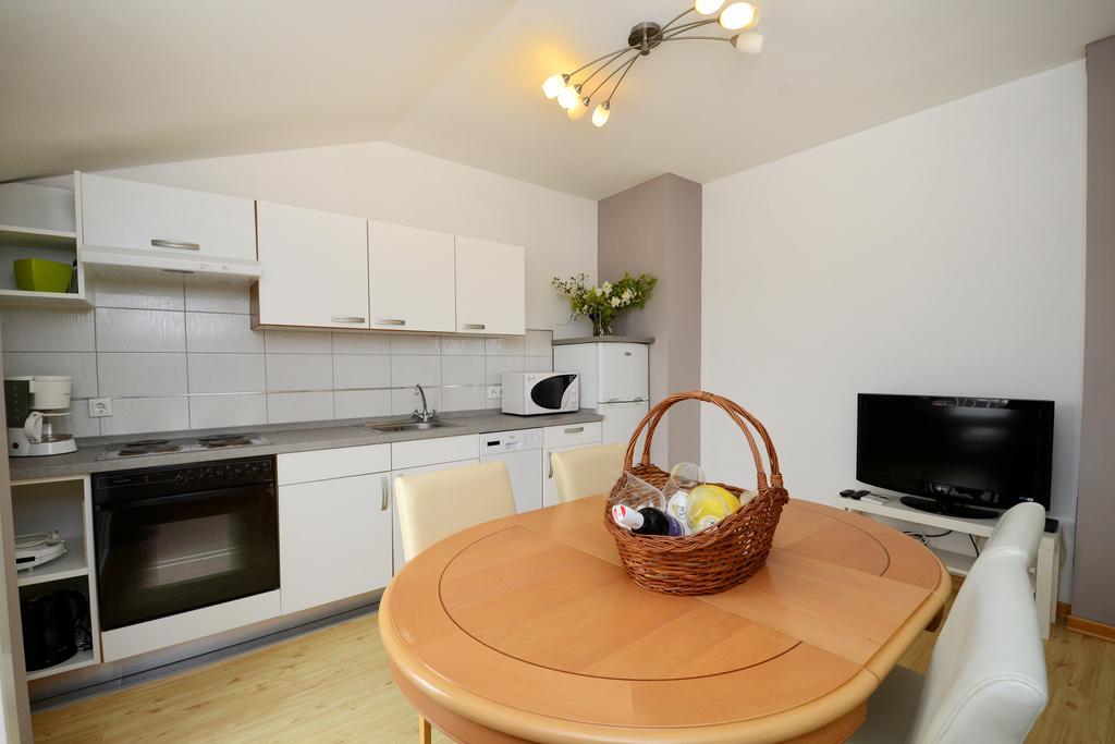 Anita 3 * Porec